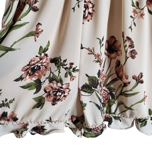 Floral Spaghetti Strap Dress - Picture 4 of 8